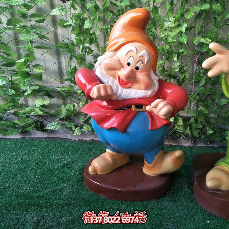 卡通小矮人雕塑，提升商場、戶外、園林景觀的玻璃鋼精美裝飾