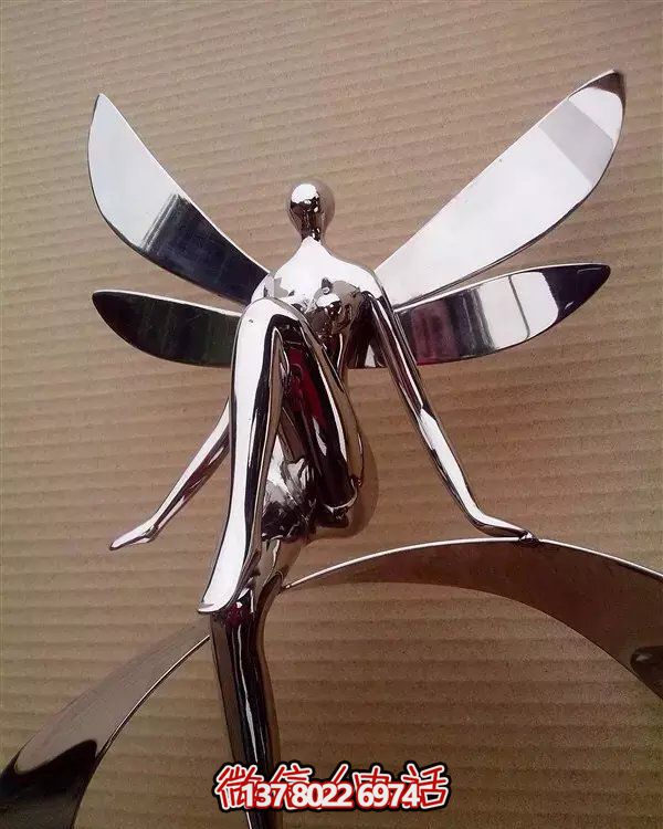 不銹鋼天使抽象雕塑，點亮校園景觀