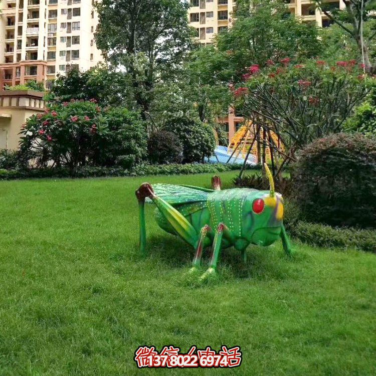 玻璃鋼蝗蟲仿真雕塑，更貼近自然