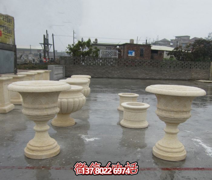 歐式石雕花盆，裝飾您的公園景觀