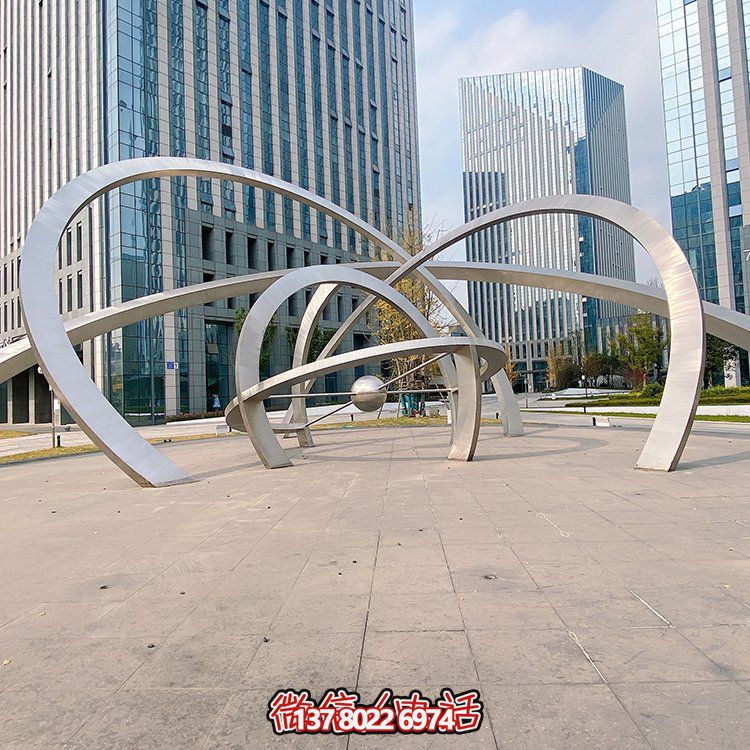 不銹鋼雕塑梅花鹿，現(xiàn)代幾何園林景觀裝飾