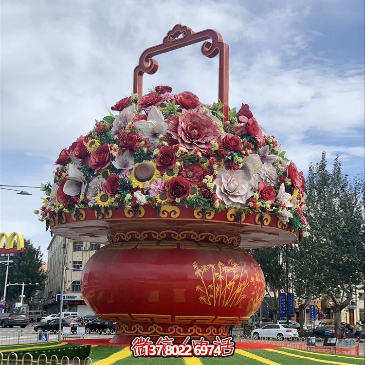 藝術(shù)彩繪大型戶(hù)外景觀玻璃鋼花籃雕塑