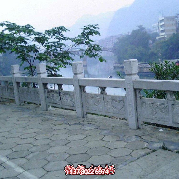 品質(zhì)精良的大理石欄桿、欄板及雕塑，締造美麗景觀