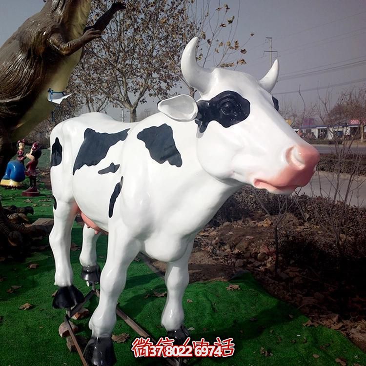 玻璃鋼制仿真奶牛擺件，裝點你的戶外農(nóng)場