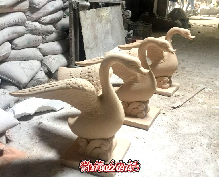 景區(qū)漢白玉創(chuàng)意展翅天鵝雕塑 景區(qū)漢白玉創(chuàng)意展翅天鵝雕塑