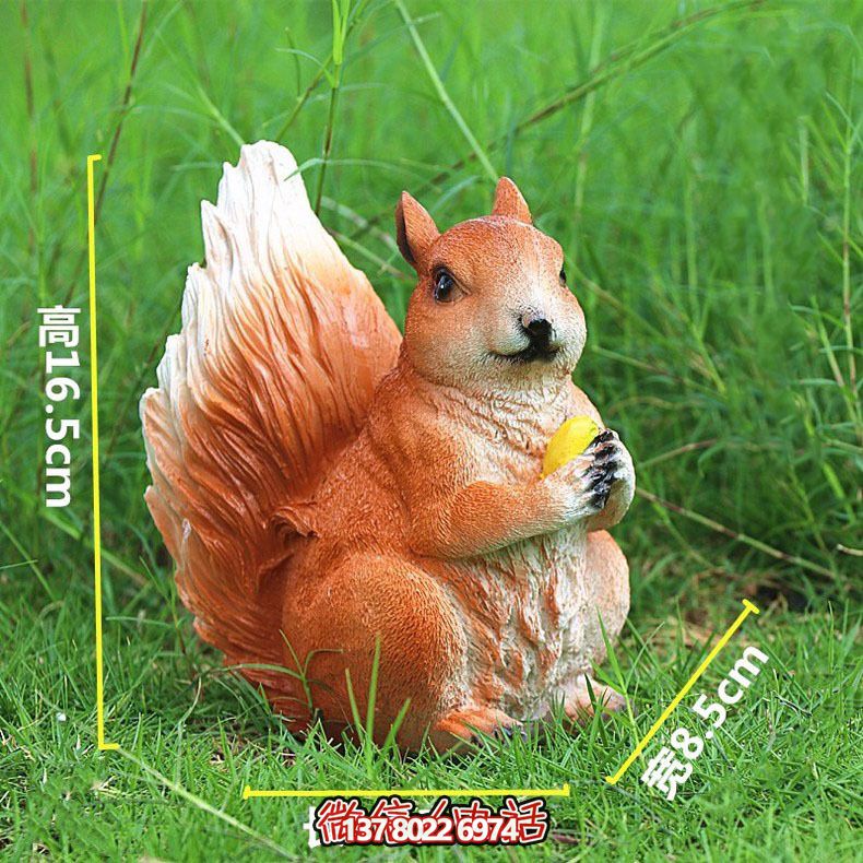 草坪一只站立的樹(shù)脂彩繪松鼠雕塑 草坪一只站立的樹(shù)脂彩繪松鼠雕塑