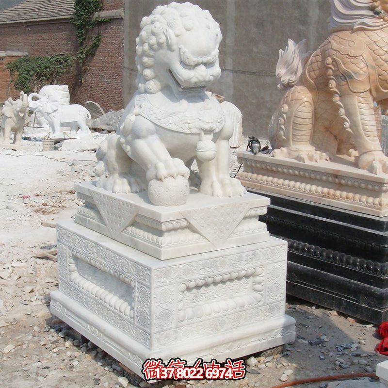 庭院漢白玉石雕招財(cái)獅子雕塑 庭院漢白玉石雕招財(cái)獅子雕塑